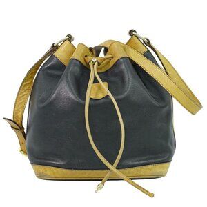 Celine Drawstring Shoulder Bag Leather Black Outside]
